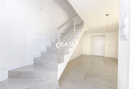 14_photo/94dcfb41a5.58e0dbb0a89ef6a7-ATLAS-6ef70ae9-cc54-48c1-a6c9-baa4441ef28b.jpg de casa à venda com 3 quartos, 118m² em Xaxim, Curitiba