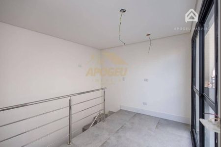 5_photo/94dcfb41b1.b88c9f23dde11cca-ATLAS-49c9b5cb-63d2-43df-9399-0ee7d311749f.jpg de casa à venda com 3 quartos, 107m² em Xaxim, Curitiba