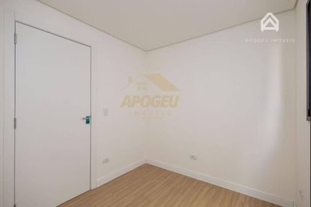 13_photo/94dcfb41b1.b88c9f23dde11cca-ATLAS-74657014-cf6a-4b2d-8c5d-1865f22969ce.jpg de casa à venda com 3 quartos, 107m² em Xaxim, Curitiba