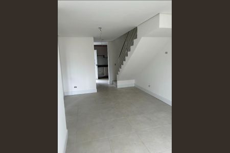 1_photo/94dcfb41b1.e2a4e9d009805f5d-ATLAS-e20f4649-72c0-4bea-9efa-cd37adf3963b.jpg de casa à venda com 3 quartos, 119m² em Xaxim, Curitiba