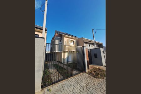 20_photo/94dcfb41b5.4d21696e34f451c0-ATLAS-8a41a9f6-8ebf-41ff-89c6-bb4afecb8d7d.jpg de casa à venda com 3 quartos, 107m² em Xaxim, Curitiba