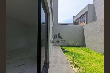 6_photo/94dcfb4233.b3d4a73ab7fa23b4-ATLAS-14b13c9a-cfcc-49a2-8ec0-dde043bccad3.jpg de casa à venda com 3 quartos, 130m² em Xaxim, Curitiba