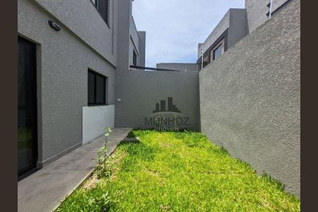 29_photo/94dcfb4233.b3d4a73ab7fa23b4-ATLAS-5e94b534-12fe-4cea-849a-a5ffee56e0ce.jpg de casa à venda com 3 quartos, 130m² em Xaxim, Curitiba