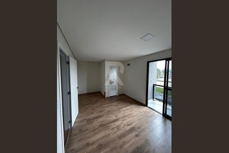 10_photo/94dcfb4233.b3d4a73ab7fa23b4-ATLAS-77c0e857-2f30-42b2-92cc-e9c9e5186125.jpg de casa à venda com 3 quartos, 178m² em Xaxim, Curitiba