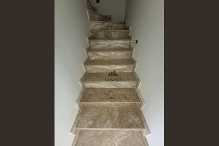 38_photo/94dcfb4233.b3d4a73ab7fa23b4-ATLAS-a2bac654-547e-4f8c-bcb9-0195f9edc3f6.jpg de casa à venda com 3 quartos, 130m² em Xaxim, Curitiba