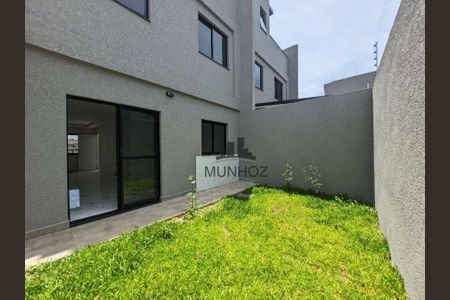 30_photo/94dcfb4233.b3d4a73ab7fa23b4-ATLAS-e2e2f954-d5d8-4120-a03d-aeab9012f72e.jpg de casa à venda com 3 quartos, 130m² em Xaxim, Curitiba