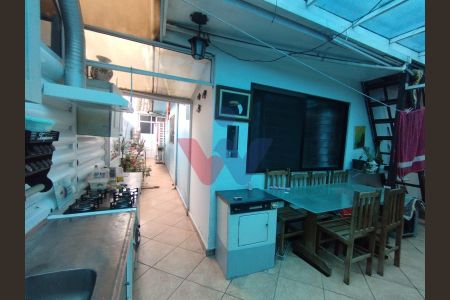 10_photo/94dcfb42c1.2baabf9e2ff0e184-ATLAS-7ba161dc-3c4b-433c-b63b-e59652d23e39.jpg de casa à venda com 2 quartos, 160m² em Xaxim, Curitiba