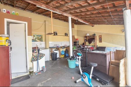 3_photo/94dcfb4305.7c2ae8445402a222-ATLAS-2b259fdf-e6be-4918-9984-6dfa049ac8a9.jpg de casa à venda com 2 quartos, 72m² em Xaxim, Curitiba