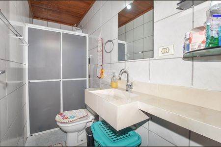 8_photo/94dcfb4305.7c2ae8445402a222-ATLAS-6e55c7ed-7acb-4ce3-b77b-e6bc1a2d1e1d.jpg de casa à venda com 2 quartos, 72m² em Xaxim, Curitiba