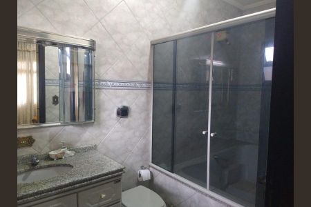 17_photo/94dcfb4327.e4e14b9810914131-ATLAS-e9d8a01b-287e-473e-9d75-aab4466509c6.jpg de casa à venda com 9 quartos, 247m² em Xaxim, Curitiba