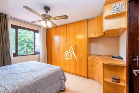 17_photo/94dcfb434b.4ad822bf2bf2311f-ATLAS-3cf48d1b-2b51-47df-ba67-d67a83df4de9.jpg de casa à venda com 3 quartos, 116m² em Xaxim, Curitiba