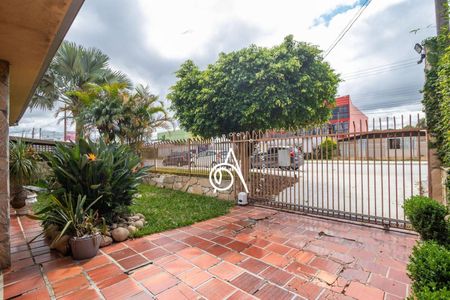 43_photo/94dcfb434b.4ad822bf2bf2311f-ATLAS-cc8d4b6d-16df-4775-847d-931edef37475.jpg de casa à venda com 3 quartos, 116m² em Xaxim, Curitiba