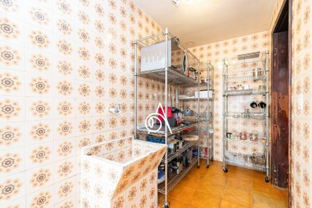 15_photo/94dcfb434b.4ad822bf2bf2311f-ATLAS-ee296fad-53c2-44d7-b0eb-bd85251b3eaf.jpg de casa à venda com 3 quartos, 116m² em Xaxim, Curitiba