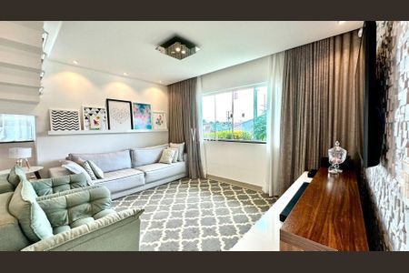 6_photo/94dcfb43ad.588d4a7fb74764b6-ATLAS-08baeda8-4626-45a8-b909-264c8e1e85f8.jpg de casa à venda com 0 quarto, 136m² em Xaxim, Curitiba