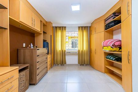 7_photo/94dcfb43c7.d8f1d4e0d8058186-ATLAS-9794bbd4-aba8-4474-a123-2a63b6e8f8f3.jpg de casa à venda com 3 quartos, 137m² em Xaxim, Curitiba