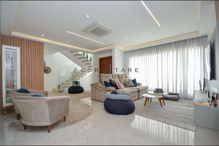 10_photo/94dcfb4465.98cf39ec7952f033-ATLAS-6239fa7f-aa89-4567-a677-a611ddd8c036.jpg de casa à venda com 0 quarto, 254m² em Xaxim, Curitiba