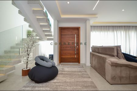 5_photo/94dcfb4465.98cf39ec7952f033-ATLAS-94d1a14b-c3ef-4bc7-8df2-db17958fc609.jpg de casa à venda com 0 quarto, 254m² em Xaxim, Curitiba