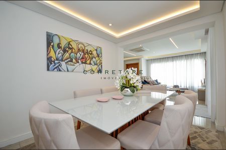 6_photo/94dcfb4465.98cf39ec7952f033-ATLAS-c61ff486-d42a-4bd1-b027-dc4b73d9d650.jpg de casa à venda com 0 quarto, 254m² em Xaxim, Curitiba