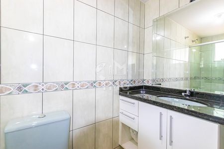 46_photo/94dcfb446b.7d44486df2fbe63f-ATLAS-9959e71a-ce0d-4216-97db-058f4227bfff.jpg de casa à venda com 4 quartos, 165m² em Xaxim, Curitiba