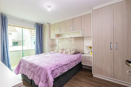 26_photo/94dcfb446b.7d44486df2fbe63f-ATLAS-a2fe3f2e-0ce7-47b5-b047-2380230098f2.jpg de casa à venda com 4 quartos, 165m² em Xaxim, Curitiba