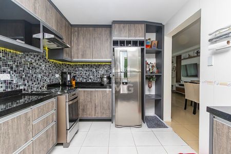 15_photo/94dcfb446b.7d44486df2fbe63f-ATLAS-a6527a8e-0b9a-4b55-aba0-2d0abdd0d73a.jpg de casa à venda com 4 quartos, 165m² em Xaxim, Curitiba