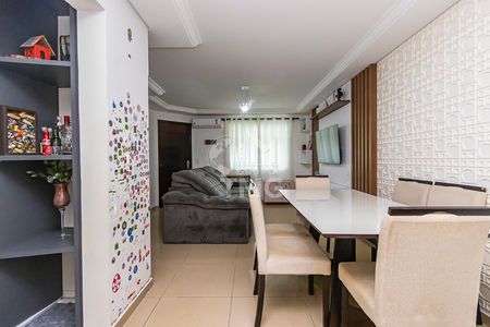 11_photo/94dcfb446b.7d44486df2fbe63f-ATLAS-e2b633b0-2e38-46da-a1de-30825d0beccb.jpg de casa à venda com 4 quartos, 165m² em Xaxim, Curitiba