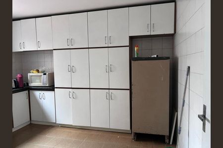 11_photo/94dcfb4477.be31b5bde481aac2-ATLAS-2a80296b-18cf-4e3a-b57c-9f336980a22d.jpg de casa à venda com 3 quartos, 120m² em Xaxim, Curitiba