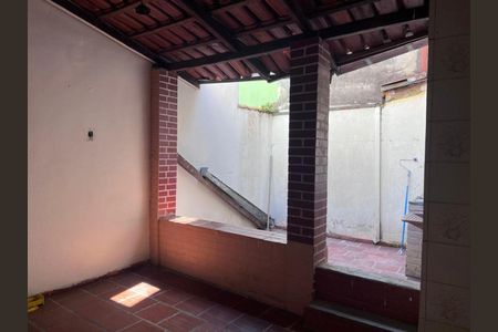 24_photo/94dcfb4477.be31b5bde481aac2-ATLAS-b0aee220-9932-4f79-a029-3adbe0f1e0e6.jpg de casa à venda com 3 quartos, 120m² em Xaxim, Curitiba