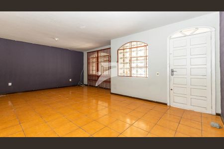 5_photo/94dcfb4479.07d3a0435aa87566-ATLAS-49efef5e-4602-4e7c-88f1-cc60981299b2.jpg de casa à venda com 3 quartos, 93m² em Xaxim, Curitiba