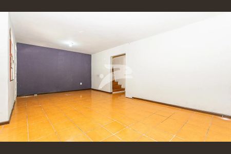 6_photo/94dcfb4479.07d3a0435aa87566-ATLAS-609aba28-b3ec-416f-a9bd-b9f2e2c6449c.jpg de casa à venda com 3 quartos, 93m² em Xaxim, Curitiba