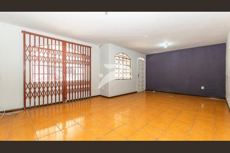 2_photo/94dcfb4479.07d3a0435aa87566-ATLAS-812bdd43-3bd4-4df5-8f46-3eeac11cf49b.jpg de casa à venda com 3 quartos, 93m² em Xaxim, Curitiba