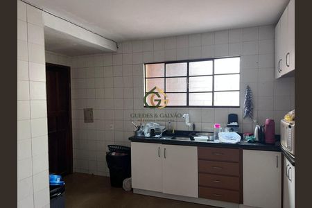 29_photo/94dcfb4479.ae537c11cfa6cc3a-ATLAS-668da1e0-572f-4627-8e88-e4098b9abf01.jpg de casa à venda com 3 quartos, 120m² em Xaxim, Curitiba