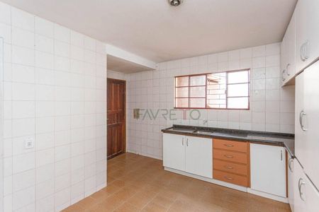 2_photo/94dcfb4479.ae537c11cfa6cc3a-ATLAS-ac90e81b-9441-48e3-8945-a494465d2497.jpg de casa à venda com 3 quartos, 96m² em Xaxim, Curitiba