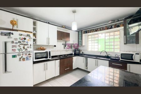 9_photo/94dcfb447d.9f7c8d2fb0a4981f-ATLAS-948e678f-90d2-4e39-8417-a617afe1e4a9.jpg de casa à venda com 3 quartos, 94m² em Xaxim, Curitiba