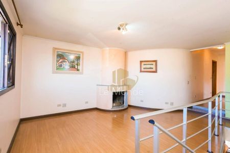 1_photo/94dcfb44eb.40d9156f2e18fdd4-ATLAS-a30adc71-9ed7-4778-a3a4-55a2f40a30c3.jpg de casa à venda com 3 quartos, 189m² em Xaxim, Curitiba