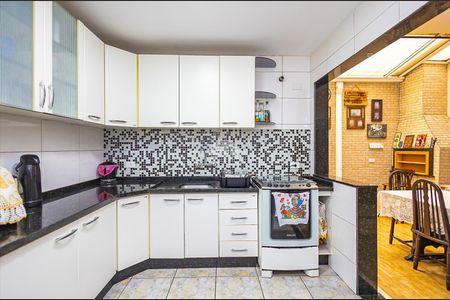 17_photo/94dcfb45b9.745dec030dbffd93-ATLAS-16df44c5-4638-4573-a8e8-342bd953c0ca.jpg de casa à venda com 3 quartos, 172m² em Xaxim, Curitiba