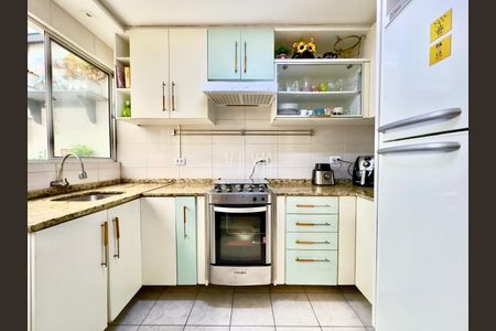 10_photo/94dcfb45cb.3fb4bb6867ac5dd3-ATLAS-0f41b02c-fbdd-442f-bb69-84e353c84375.jpg de casa à venda com 0 quarto, 82m² em Xaxim, Curitiba