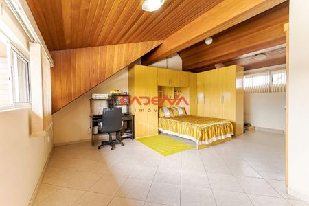 5_photo/94dcfb4717.470e3b4ecc8ee2ef-ATLAS-3ba6ae9e-7d91-4c4b-b9ad-4a91c5e828c3.jpg de casa à venda com 3 quartos, 142m² em Xaxim, Curitiba