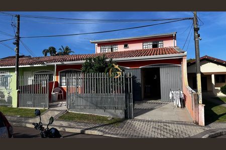 5_photo/94dcfb474b.b3446f4632dd4ab2-ATLAS-110b61fa-52c8-4896-a270-2bb6901d02e7.jpg de casa à venda com 3 quartos, m² em Xaxim, Curitiba