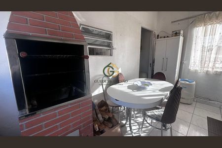 23_photo/94dcfb474b.b3446f4632dd4ab2-ATLAS-41e69eba-36b4-4e6f-b529-7206ee906699.jpg de casa à venda com 3 quartos, m² em Xaxim, Curitiba