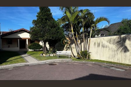 3_photo/94dcfb474b.b3446f4632dd4ab2-ATLAS-ef909f38-d47e-4e43-8001-b60ec61e842f.jpg de casa à venda com 3 quartos, m² em Xaxim, Curitiba