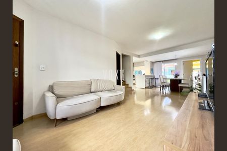 4_photo/94dcfb474d.04a823dc9d4d949a-ATLAS-fcf8cdb8-1f90-46b6-bf3e-1ec4f5dc7fbe.jpg de casa à venda com 0 quarto, 161m² em Xaxim, Curitiba