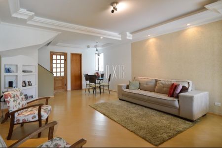 11_photo/94dcfb4765.7c2ae8445402a222-ATLAS-66e4e27e-af3c-4a2d-9385-d274b462468d.jpg de casa à venda com 0 quarto, 203m² em Xaxim, Curitiba