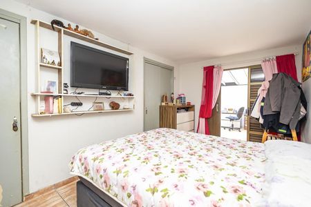 8_photo/94dcfb4771.1c30879e3ee593f9-ATLAS-3e548e6a-3af2-4cab-8db7-5bce817eb4ae.jpg de casa à venda com 4 quartos, 200m² em Xaxim, Curitiba