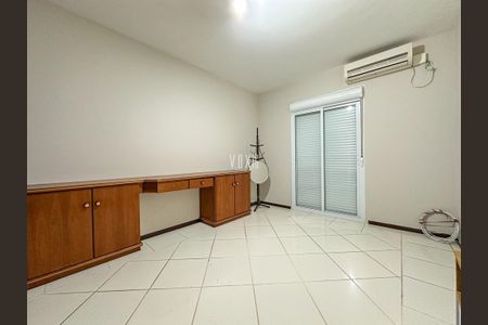 12_photo/94dcfb485f.411a6e7ba2cd6698-ATLAS-40f7f19d-7643-44b8-9dfb-9abae80f617b.jpg de casa para alugar com 0 quarto, 188m² em Xaxim, Curitiba