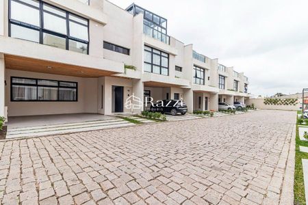 1_photo/94dcfb4879.f94fdbbd132c824c-ATLAS-043f1721-8d8c-4831-8cfe-ed4ef9c4d023.jpg de casa à venda com 0 quarto, 184m² em Xaxim, Curitiba