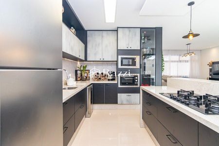 5_photo/94dcfb4879.f94fdbbd132c824c-ATLAS-19c4b636-c0d6-49ad-a9d9-3c7799b5ac0b.jpg de casa à venda com 0 quarto, 184m² em Xaxim, Curitiba