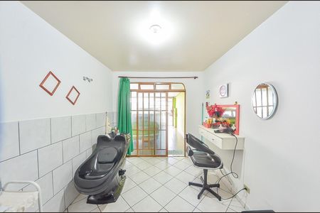 8_photo/94dcfb4893.962b654315f2094e-ATLAS-2a7fb2a7-860a-42a5-b12d-7c5d0bc452b5.jpg de casa à venda com 3 quartos, 99m² em Xaxim, Curitiba