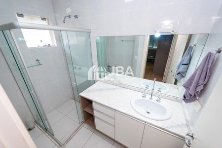 23_photo/94dcfb490d.806d4eb6cb56ab91-ATLAS-9e4e5fa2-17c3-48a8-81db-970352d13562.jpg de casa à venda com 3 quartos, 145m² em Xaxim, Curitiba