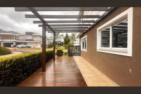 41_photo/94dcfb4921.6f3426350093cd90-ATLAS-30ebf7ca-bbe5-4cda-a144-8d7ef72f54c7.jpg de casa à venda com 4 quartos, 246m² em Xaxim, Curitiba